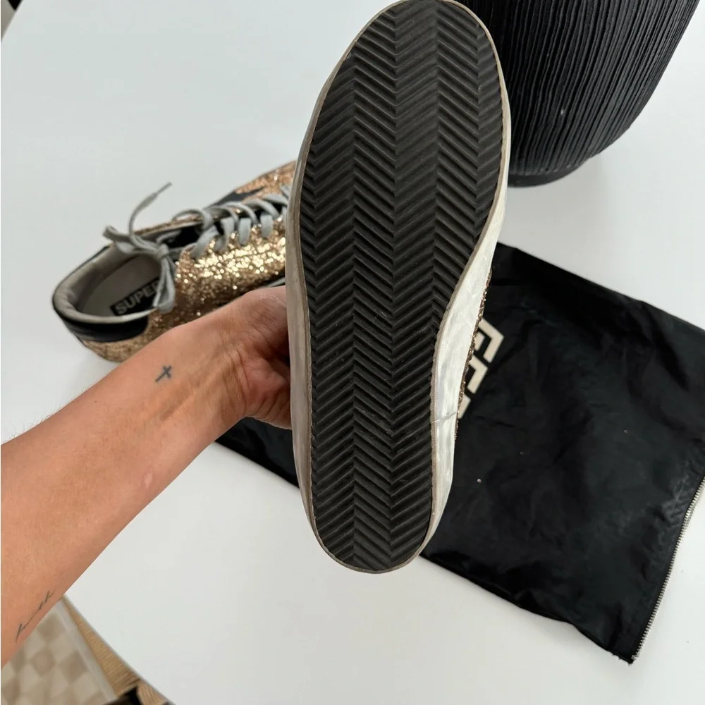 AUTHENTIC gold & black glitter golden goose - Picture 6 of 8